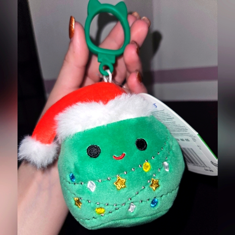 NWT 🎄 Andy 🎅🏻 Christmas Tree w Lights & Santa Hat Holiday Squishmallow Clip